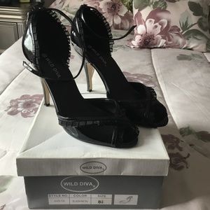 Ladies Shoes